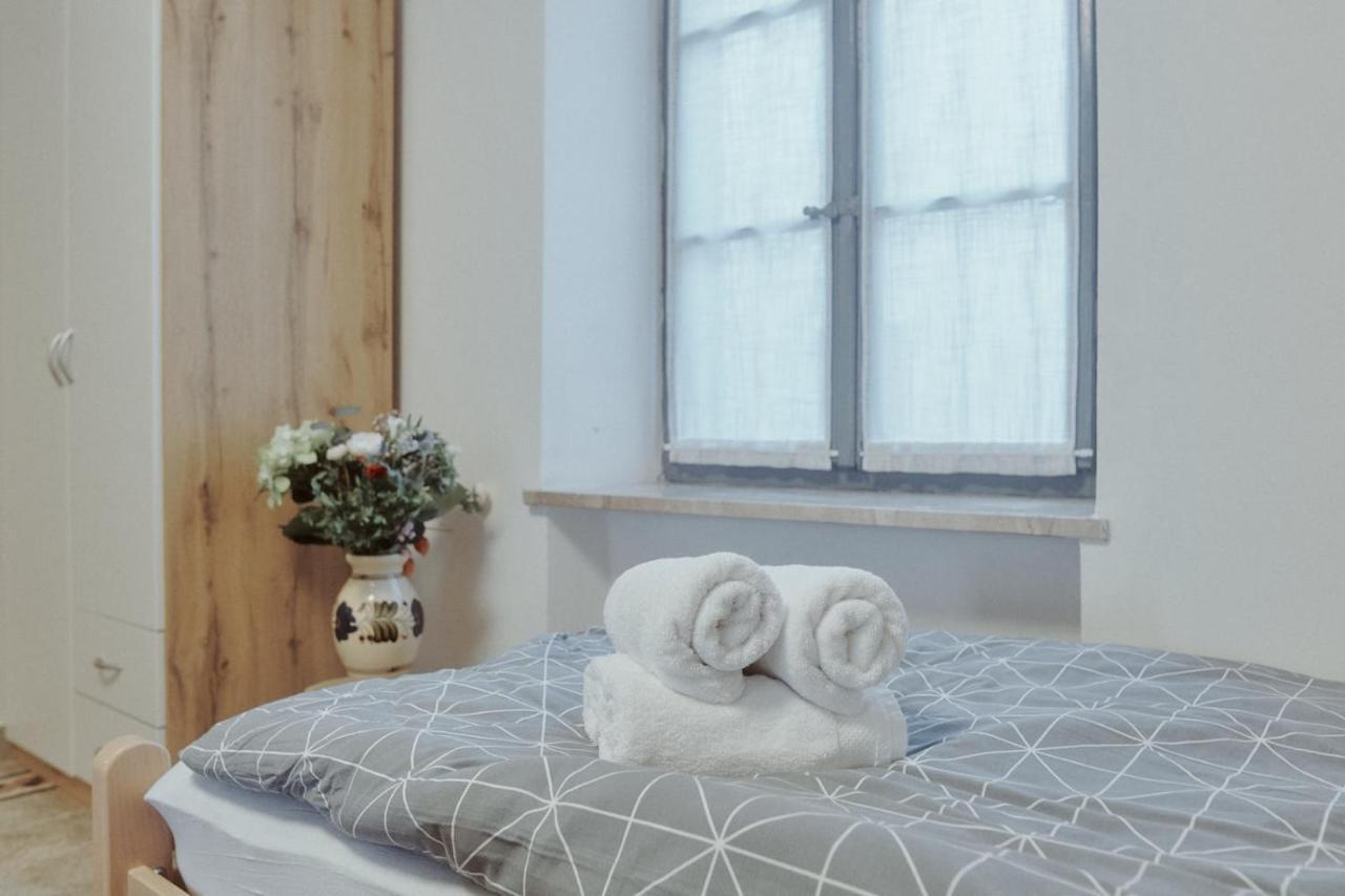 Apartments Pr' Stormanu Kanal Zewnętrze zdjęcie