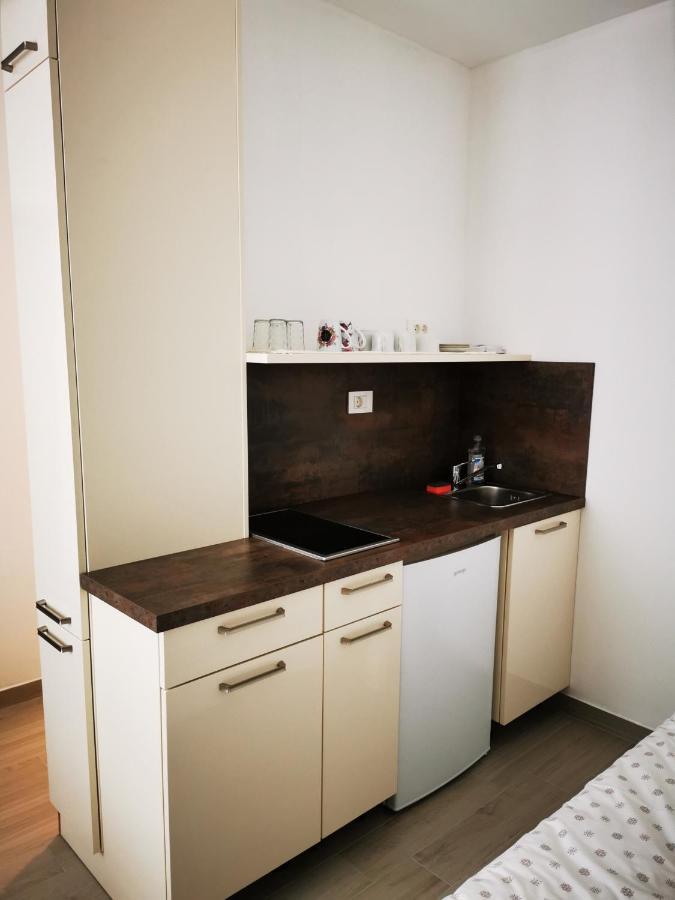 Apartments Pr' Stormanu Kanal Zewnętrze zdjęcie